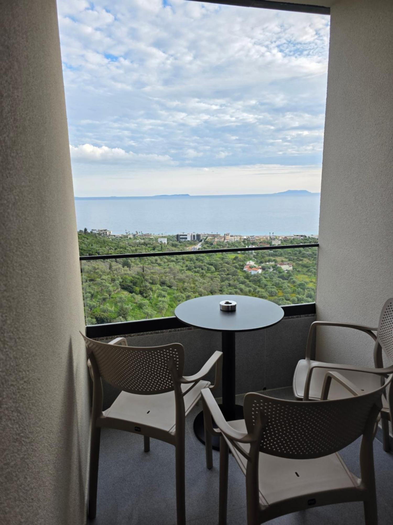 Hotel Wait 'N Sea Himarë Exterior foto